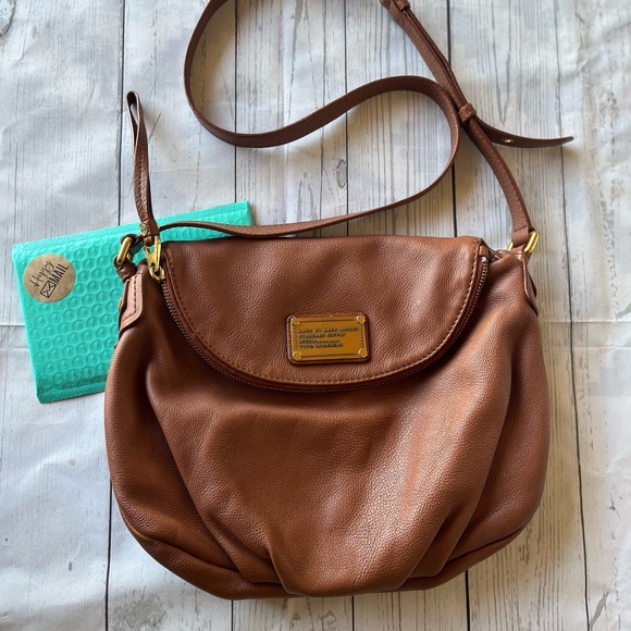 Marc By Marc Jacobs Handbags - Marc By Marc Jacobs | Original Leather Natasha Crossbody in Argan Oil, EUC